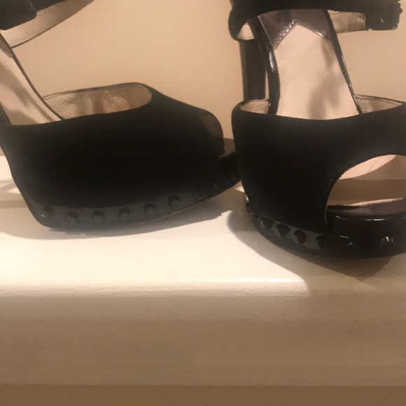 Michael Kors “Ailee” Suede Platform Heels - Picture 3 of 4